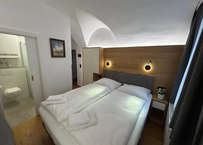 Guesthouse Mozart - Apartment House