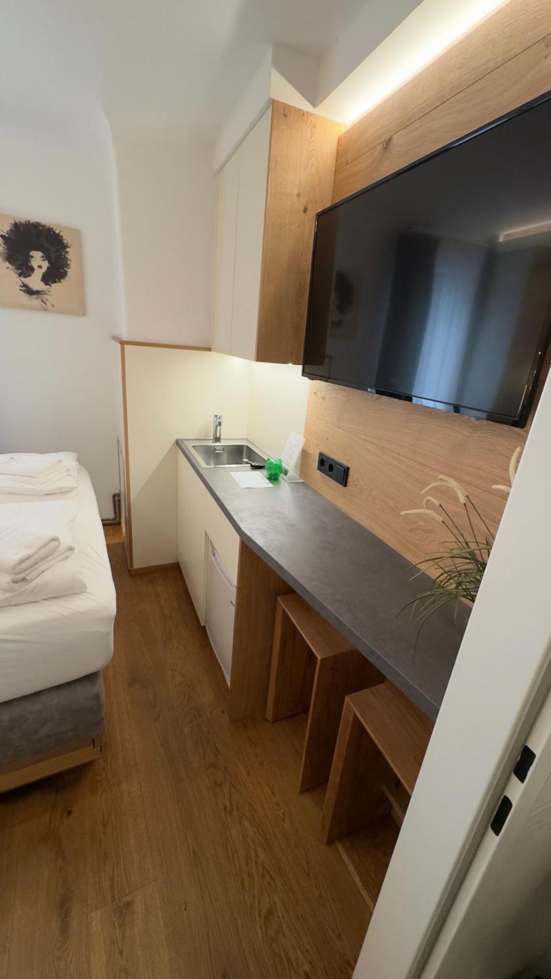 Mozart - House Homestay Salzburg